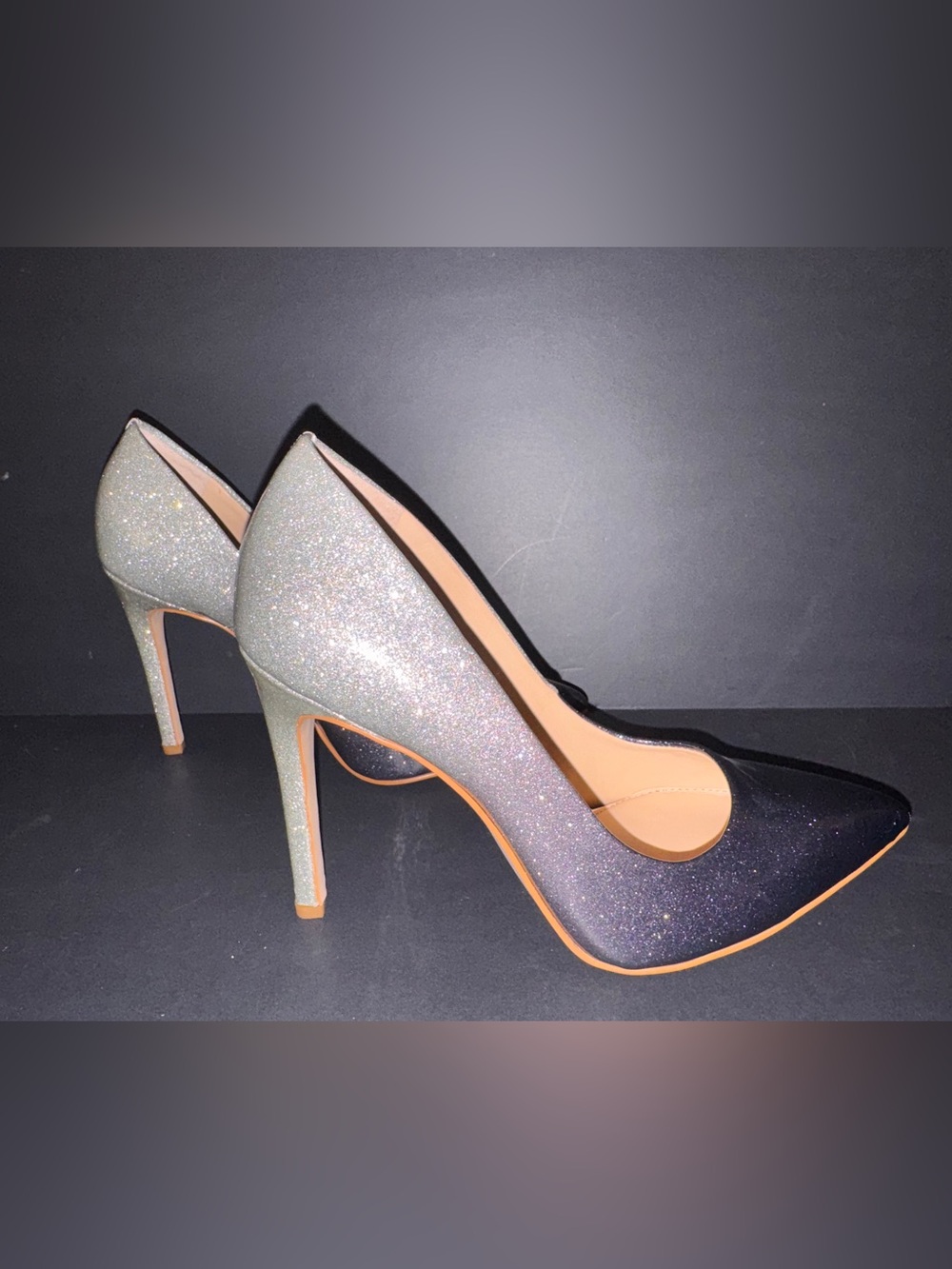New Gianni Bini Glitter Ombre Pointed-Toe Pumps - Silver to Black, size 7